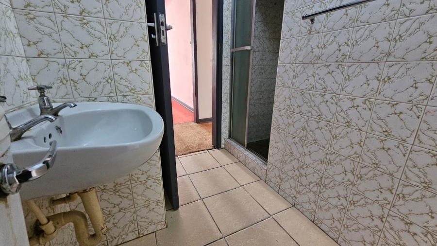 2 Bedroom Property for Sale in Potchefstroom North West